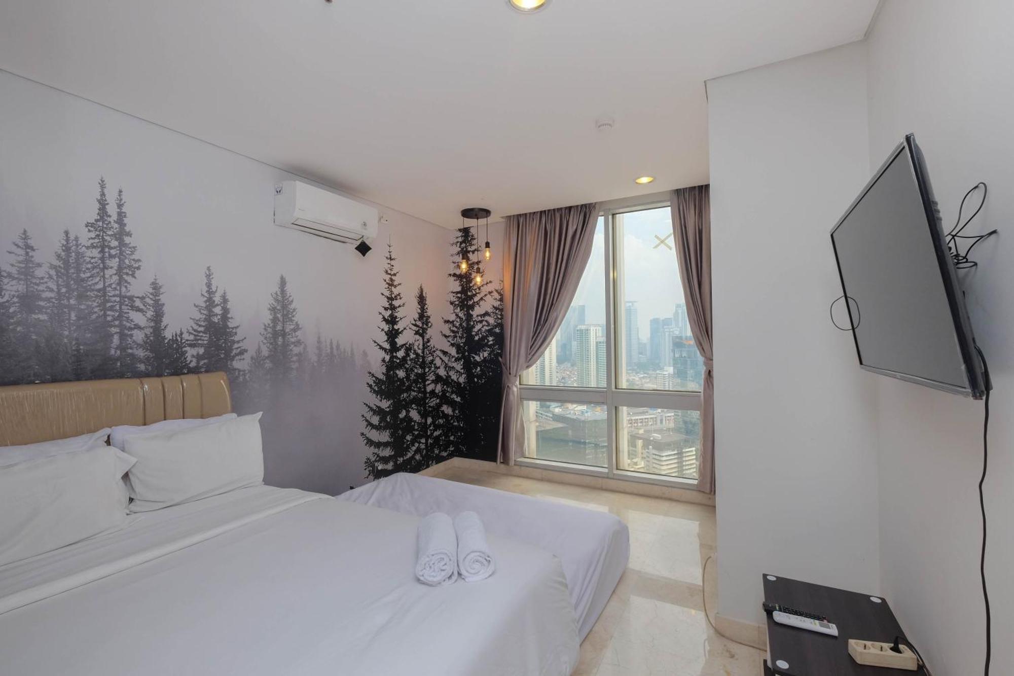 Apartment Luxury And Strategic 1br At The Empyreal Epicentrum By Travelio Jakarta